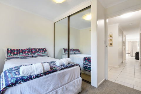 La Mer Apartments - Flights 6