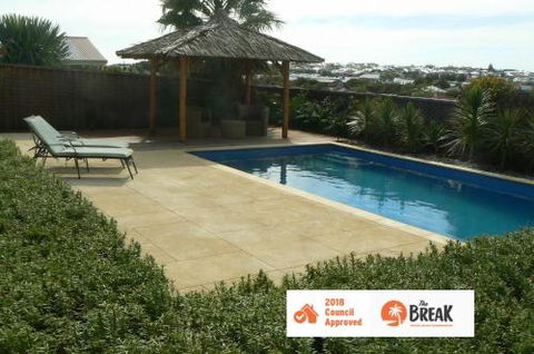 La Mer Home With A Pool - Flights 4