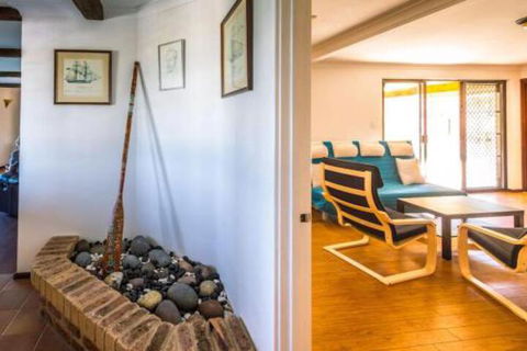 Yanchep Beach Retreat - Flights 0