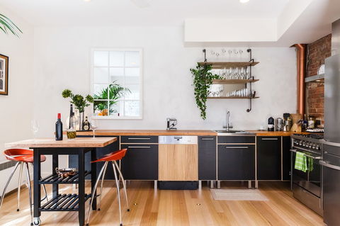 VERA, 1BDR South Melbourne Apartment - Flights 6