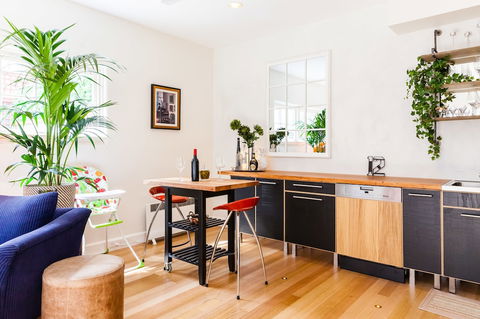 VERA, 1BDR South Melbourne Apartment - Flights 5