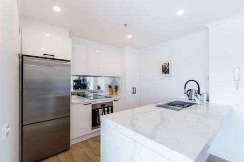 YUKI, 1BDR Melbourne Apartment - Flights 2