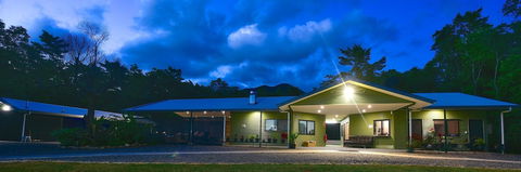 Daintree Peaks ECO Stays - Flights 1