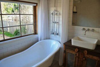 La Maisonette - Gorgeous 2 Bedroom - Flights 3