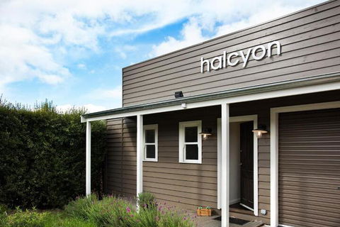 Halcyon - Flights 1