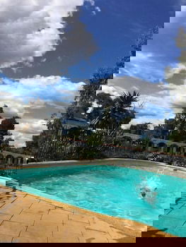 Azalea Motel - Flights 4