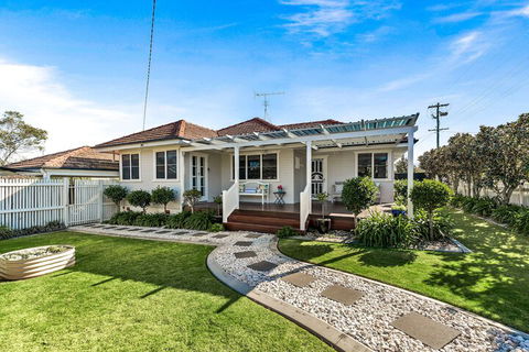 Viola House - Flights 1