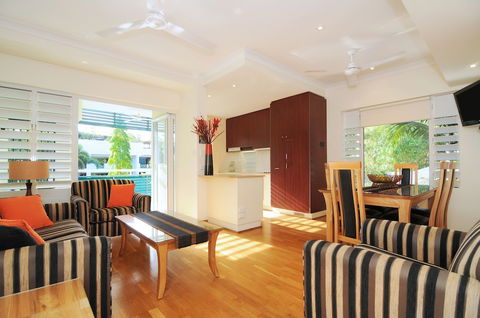 Verandahs - Flights 5