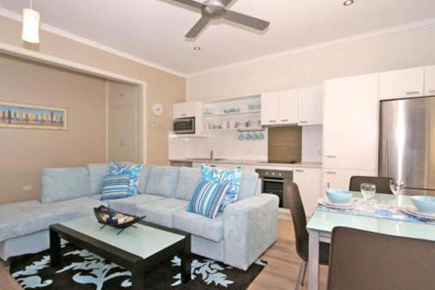 Yamba Daze Sunset Pet Friendly - Flights 6