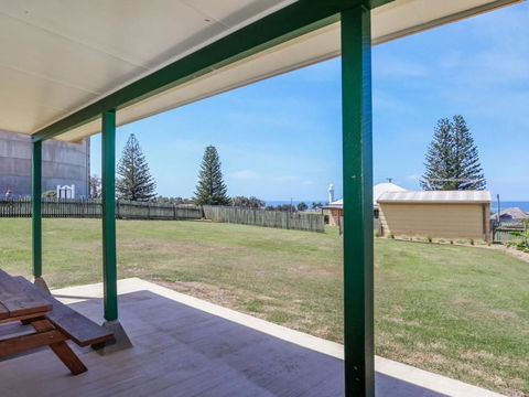 Yamba Pilot Cottage 2 Pets Welcome Close To Beach - Flights 6