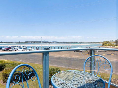 Fairholme 8 Perfect Lakefront Position - Flights 3