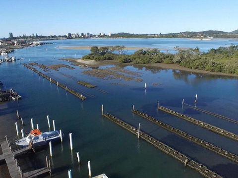 Fairholme 8 Perfect Lakefront Position - Flights 4