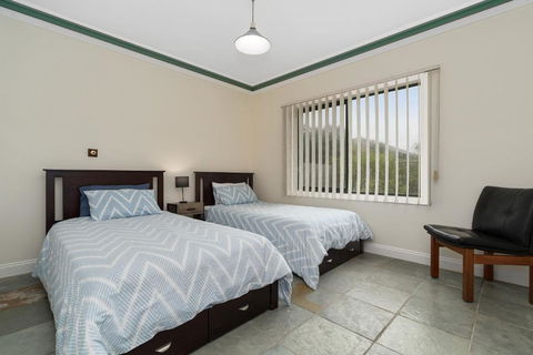 Villa Di Morcone By The Bay - Flights 6