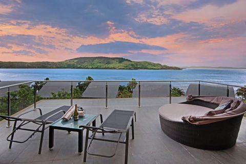 Yacht Club Villa 33 Serenity 4 Bedroom 4 Bathroom House Ocean Views 2 Buggies - Flights 3