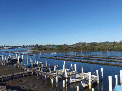 Fairholme 5 Opposite Lake - Flights 1