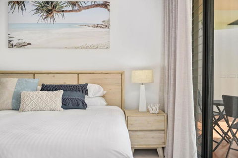 Villa Provence Coffs Harbour - Flights 5