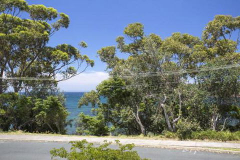HARBOUR BREEZE ULLADULLA - Flights 0