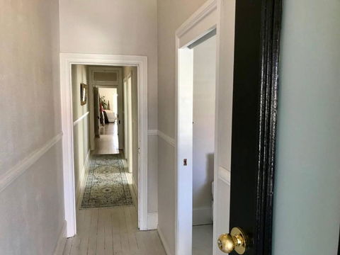 YSG The Edward Townhouse 153 Walk To Town - Flights 1