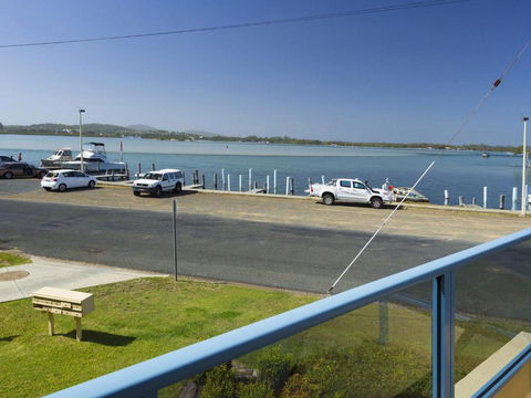 Fairholme 12 - Flights 4
