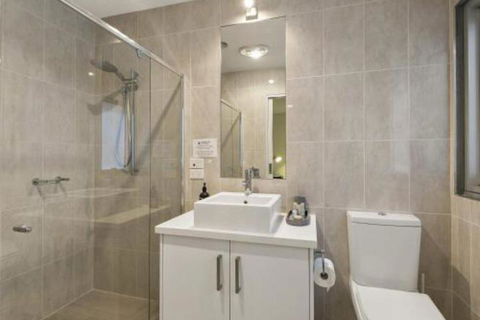 LOUTTIT BAY APARTMENT 1 Free Wifi Ocean Views & The Ultimate Location - Flights 2