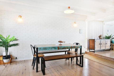Azure Absolute Beachfront Pet Friendly - Flights 2
