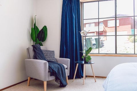 Vintage Cuddle Guest House - Flights 3