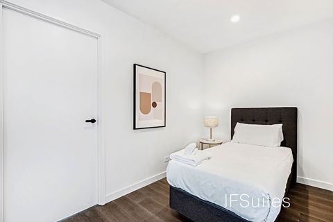 IFSuites Melbourne Village - Flights 5