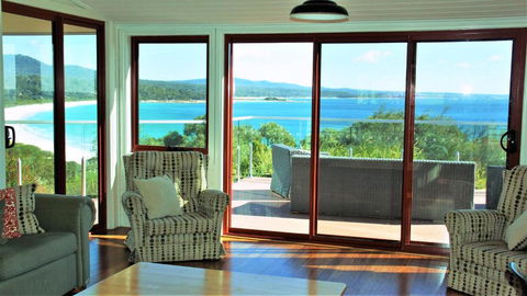 DOLPHIN LOOKOUT COTTAGE Amazing Views Of The Bay Of Fires - Flights 3