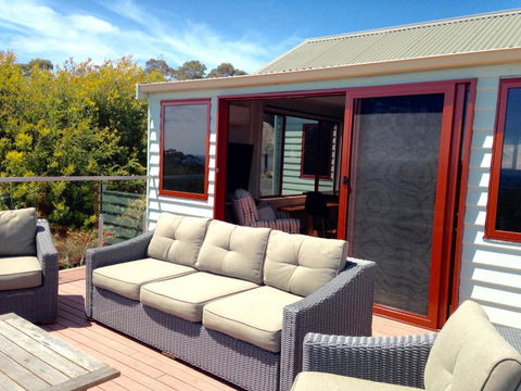 DOLPHIN LOOKOUT COTTAGE Amazing Views Of The Bay Of Fires - Flights 4