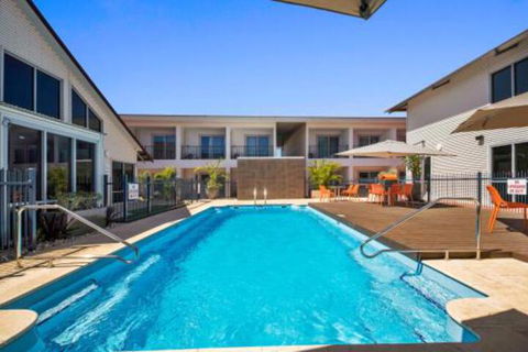 Velocity Motel & Bistro WA - Flights 4