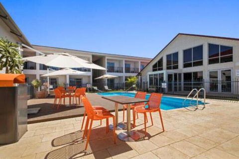 Velocity Motel & Bistro WA - Flights 7