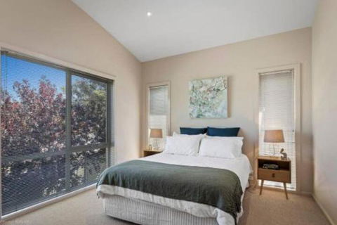 DRIFTWOOD VILLA Free Wifi Walk To Beach - Flights 0