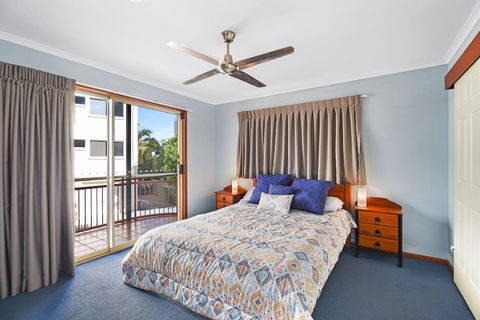 Vaai Moana - 5/10 Oriole Avenue - Flights 2