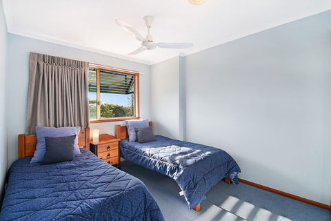 Vaai Moana - 5/10 Oriole Avenue - Flights 1