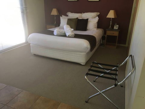 Romantic Getaway In Otway Ranges - Flights 2