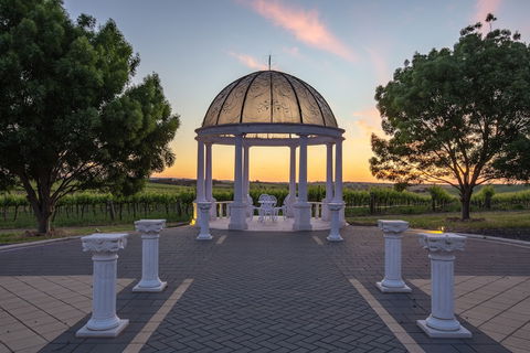 1837 Barossa Luxury Cottages Lyndoch SA - Flights 5