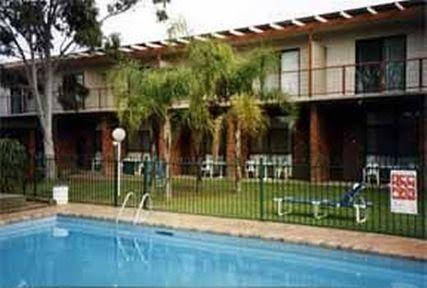 Hallmark Inn At Tamworth - Flights 0