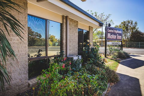 Central Highlands Motor Inn - Flights 1