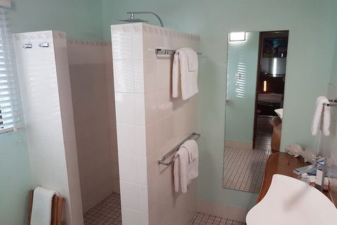 Daintree Village B & B - Flights 7