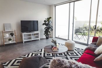 LUXURY 3 BEDROOM APARTMENT SYDNEY - Flights 1