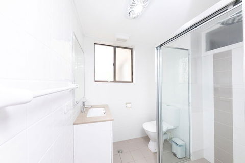 Hibiscus Court Unit 4 - Flights 2