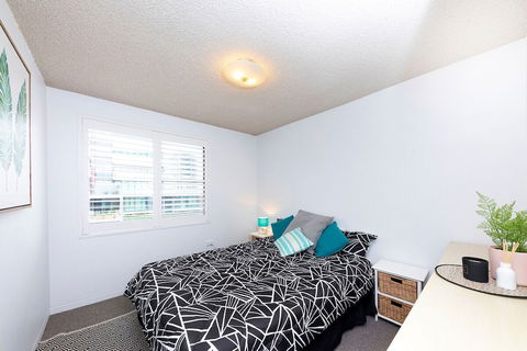 Hibiscus Court Unit 4 - Flights 4