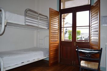 Aussie Way Backpackers - Flights 2