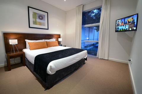 La Loft Apartments Unley - Flights 2