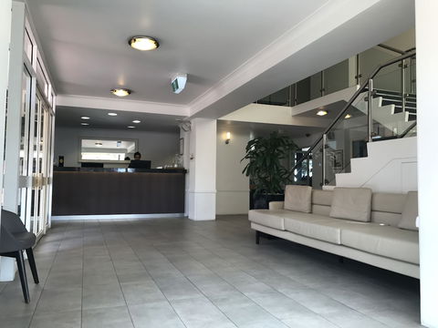CKS Sydney Airport Hotel - Flights 2