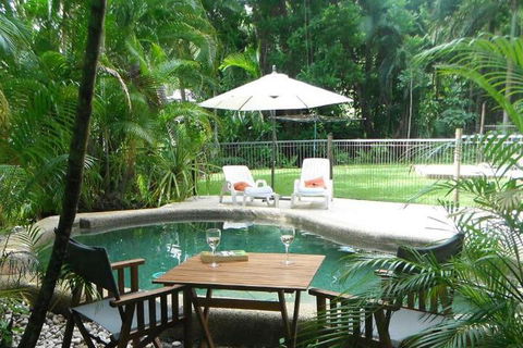 Daintree Village Hideaway - Flights 7