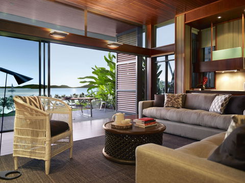 Yacht Club Villas - Flights 6