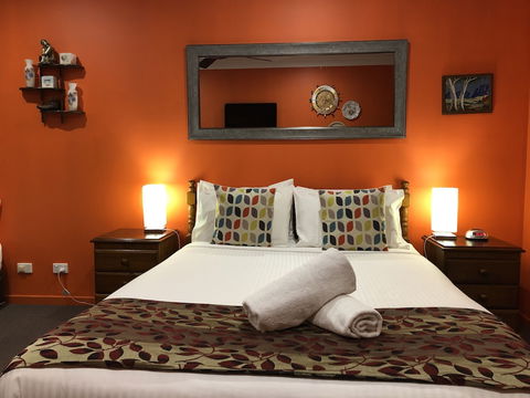 Aussie Rest Motel - Flights 6