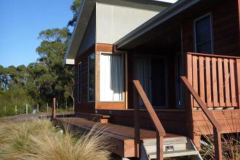 Yakkalla Holiday Cottage - Flights 0