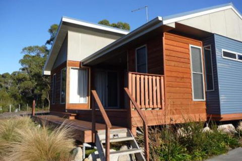 Yakkalla Holiday Cottage - Flights 3